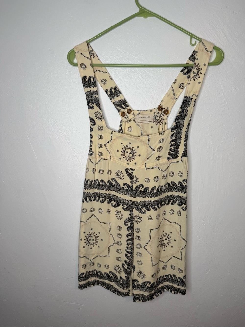 Urban Outfitters UO Pocket Full Posey Bandana Playsuit Romper S - Picture 2 of 9